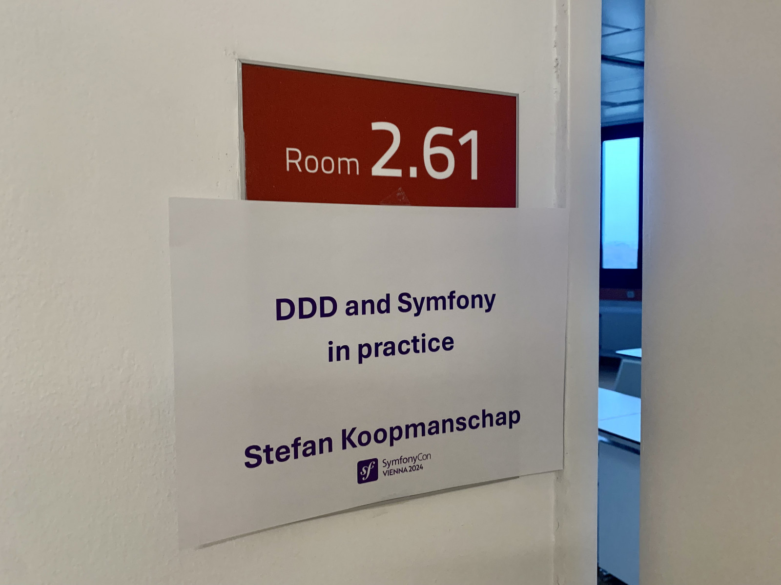 "DDD and Symfony in practice" Workshop Türschild